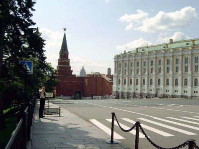 Mo, Kremlin,wapenkamer met drievuldigheidstoren